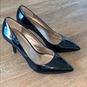 BCBG Black Patent Heels Sz 8.5